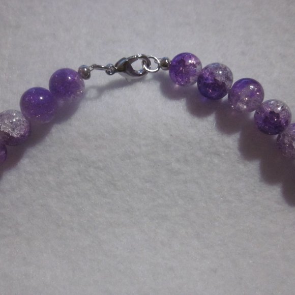 Purple and Clear Two Tone Crackle Skull Key Necklace. - Picture 5 of 6